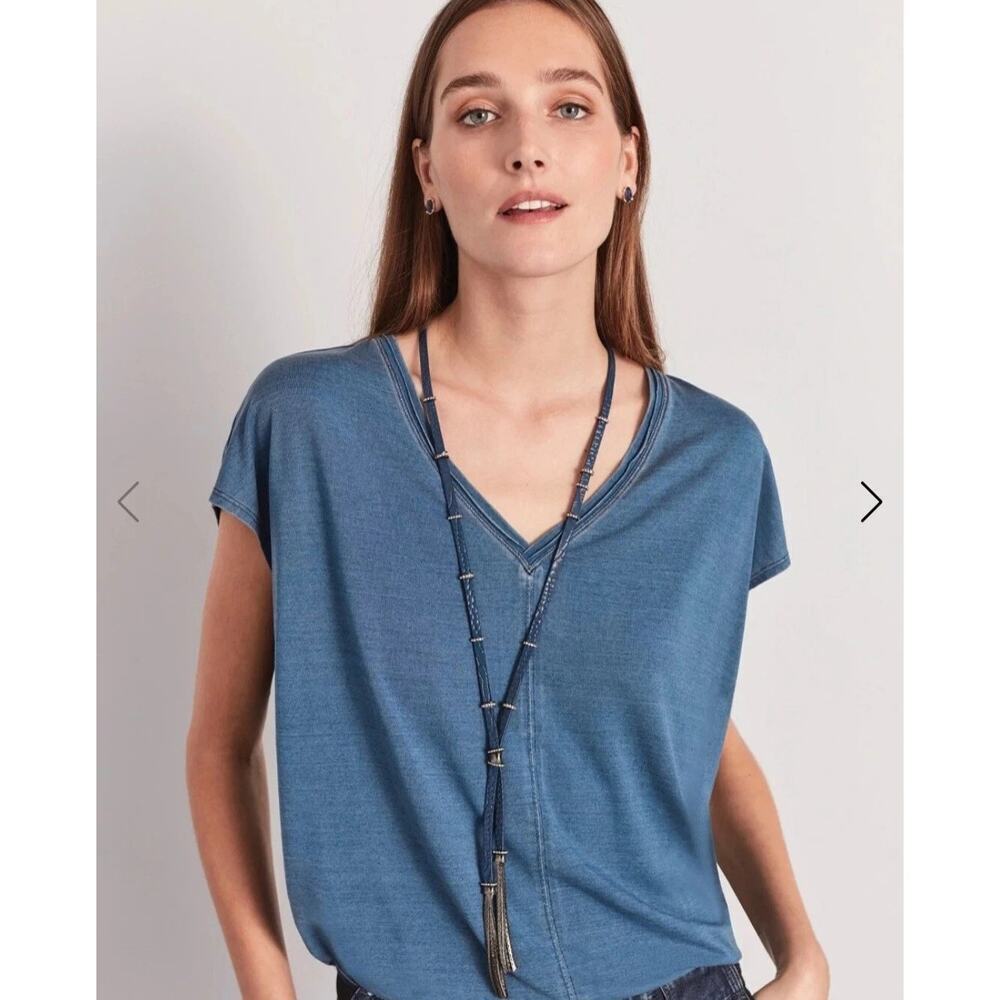 White House Black Market Women's Blue Short Sleeve Jetsetter T-Shirt Size XS